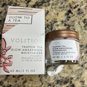 Volition Beauty Yaupon Tea Glow-Awakening Moisturiser with Hyaluronic Acid.